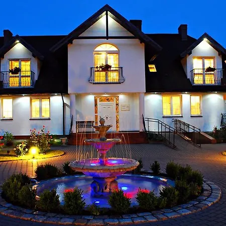 Dworek Sloneczko Farm stay *