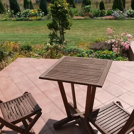 Dworek Sloneczko Farm stay *