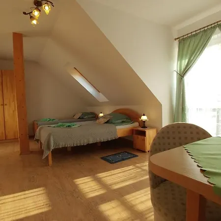 Dworek Sloneczko Bauernhof *